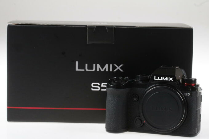 Panasonic Lumix DC-S5 Gehäuse - #WJ2GB001703