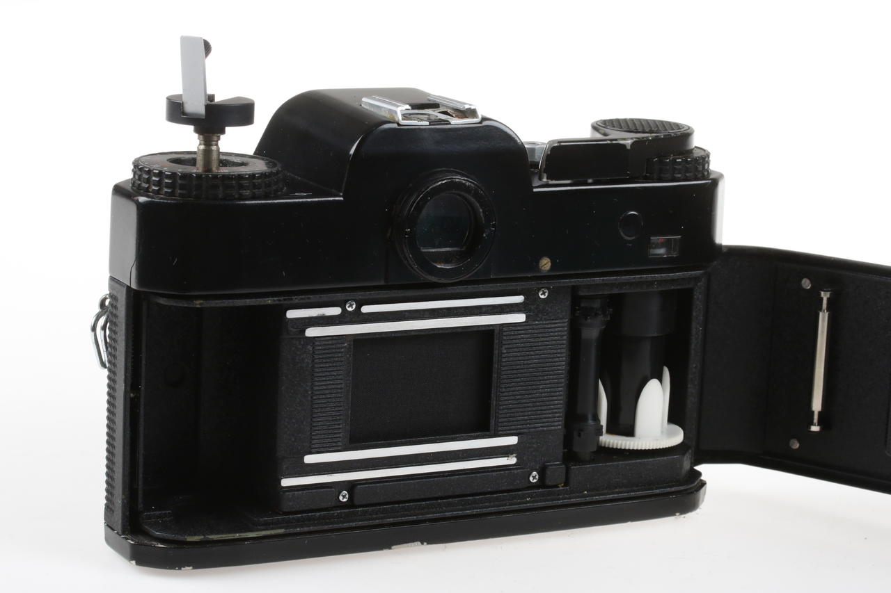 Rollei Rolleiflex SL35 M mit Planar 50mm f/1,8 - #4716017