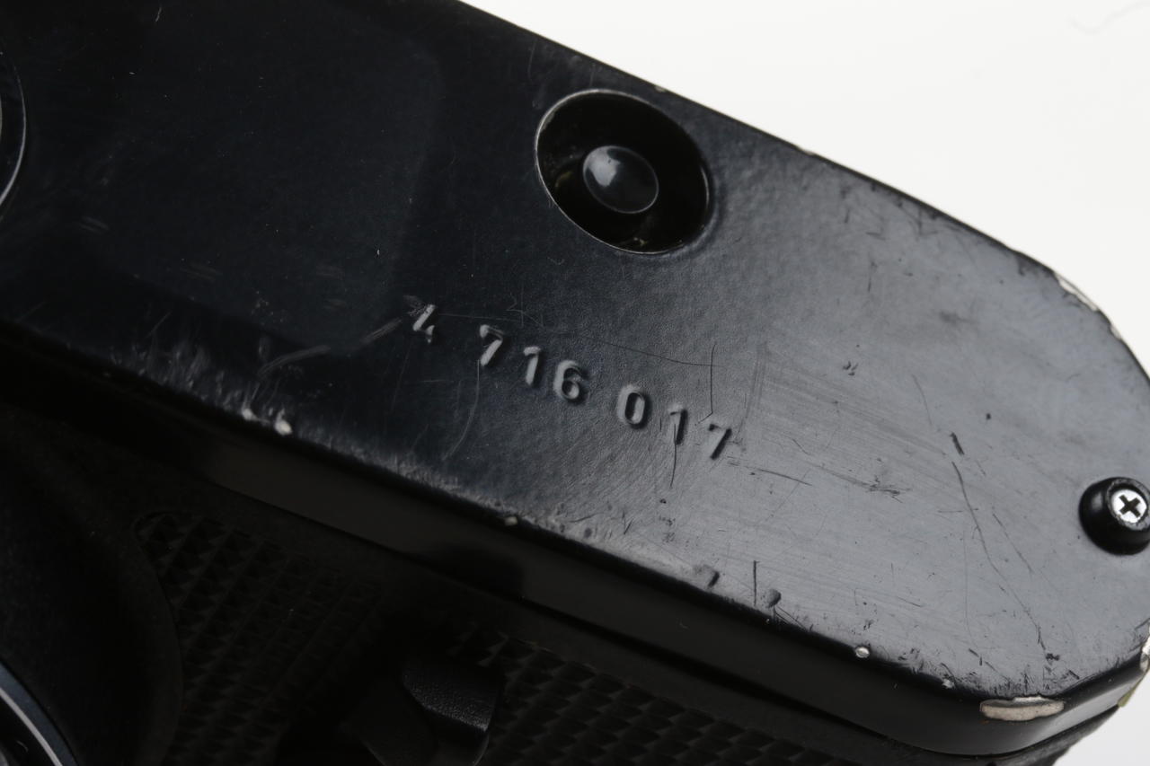 Rollei Rolleiflex SL35 M mit Planar 50mm f/1,8 - #4716017