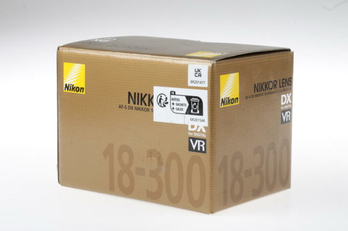 Nikon AF-S DX NIKKOR 18-300mm f/3,5-5,6 G ED VR - #2198959