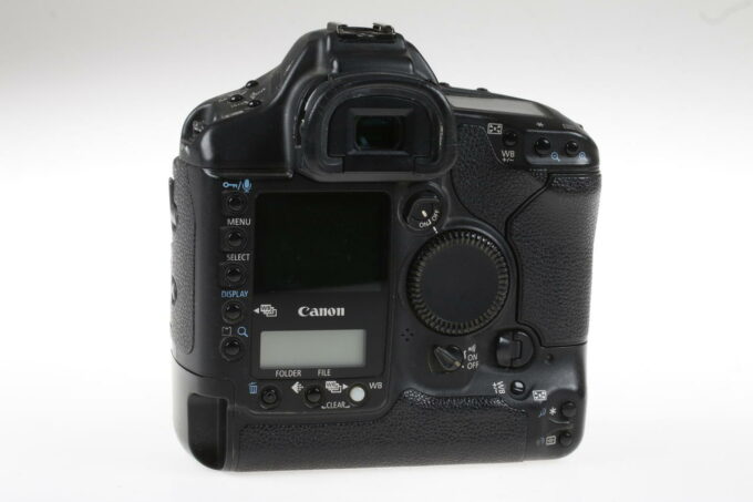 Canon EOS-1D Mark II - #225715 - Image 5