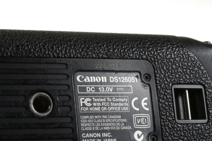 Canon EOS-1D Mark II - #225715 - Image 7