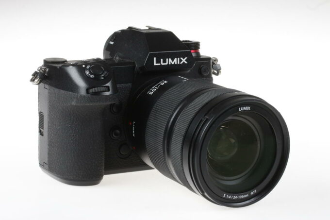 Panasonic Lumix DC-S1 H mit 24-105mm f/4,0 - #WJ0KA001615