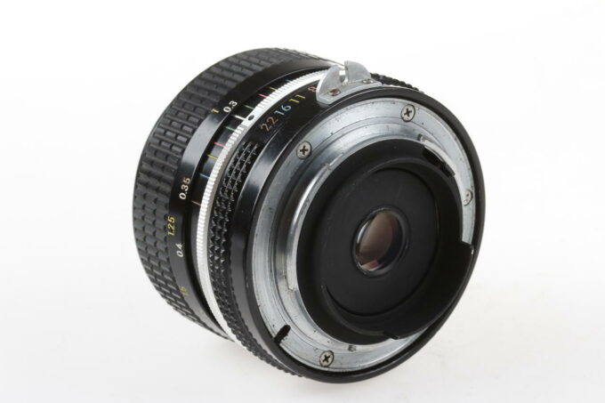 Nikon MF 28mm f/3,5 Nikkor (non AI) - #246639 - Image 3