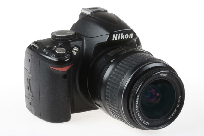Nikon D3000 mit AF-S DX 18-55mm f/3,5-5,6 G ED - #6278268 - Image 2