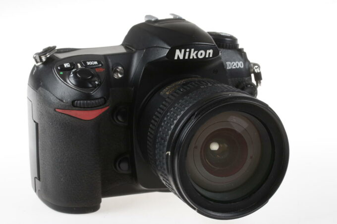 Nikon D200 mit AF-S DX 18-70mm f/3,5-4,5 G ED - #4111318 - Image 2