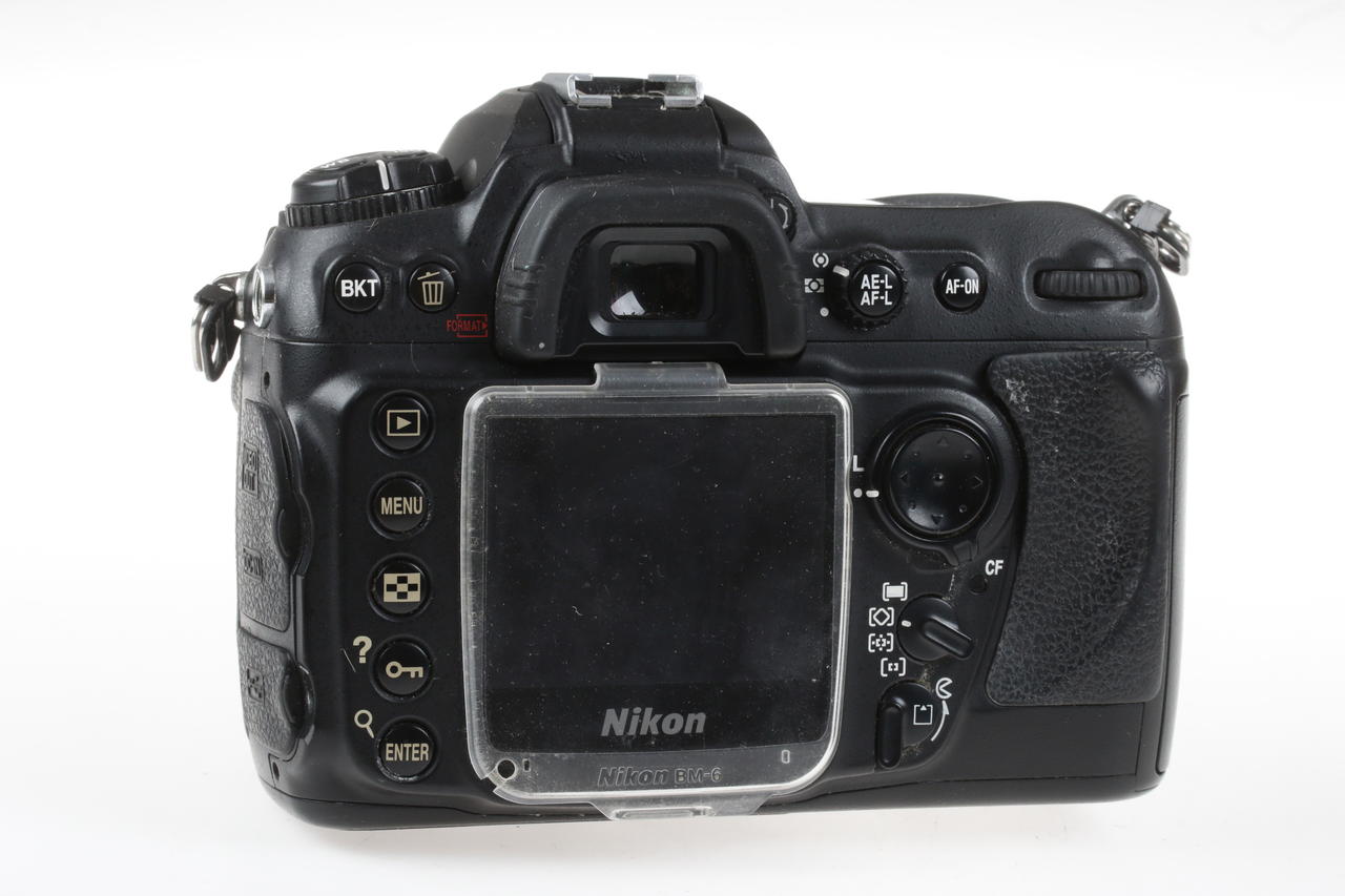 Nikon D200 mit AF-S DX 18-70mm f/3,5-4,5 G ED - #4111318