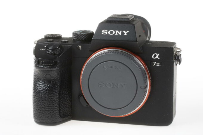 Sony Alpha 7 III Body - #3927037 - Image 2