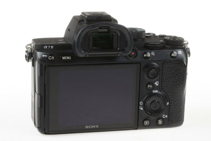 Sony Alpha 7 III Body - #3927037 - Image 5