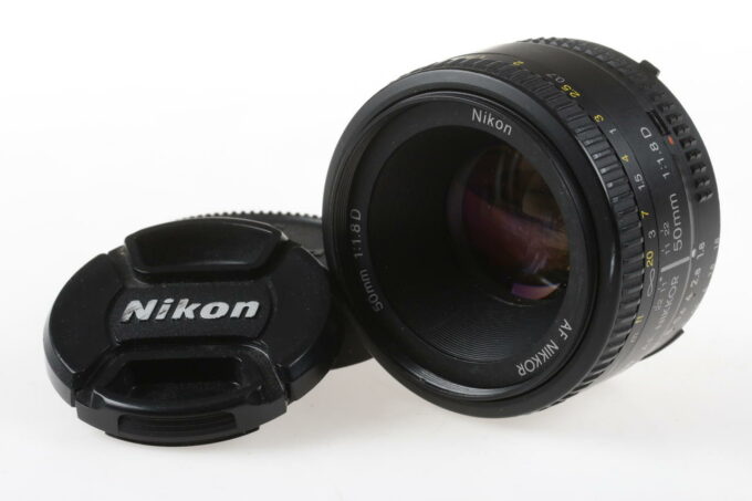 Nikon AF 50mm f/1,8 D - #2068078