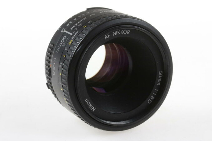 Nikon AF 50mm f/1,8 D - #2068078 - Image 4