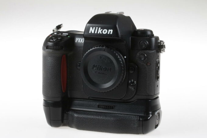 Nikon F100 Gehäuse mit MB-15 - #2092886