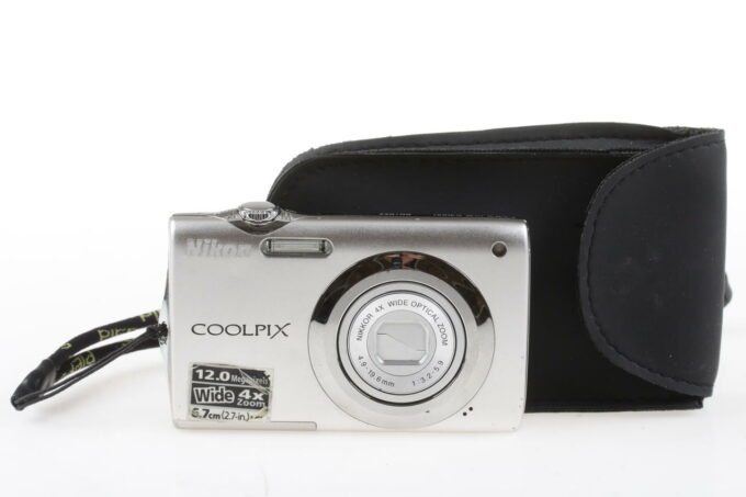 Nikon Coolpix S3000 digitale Kompaktkamera - #40158813