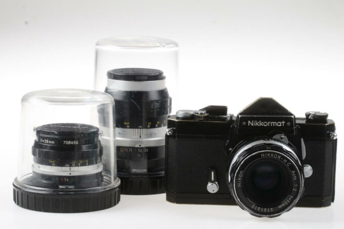 Nikon Nikkormat FTn Outfit - #4583659