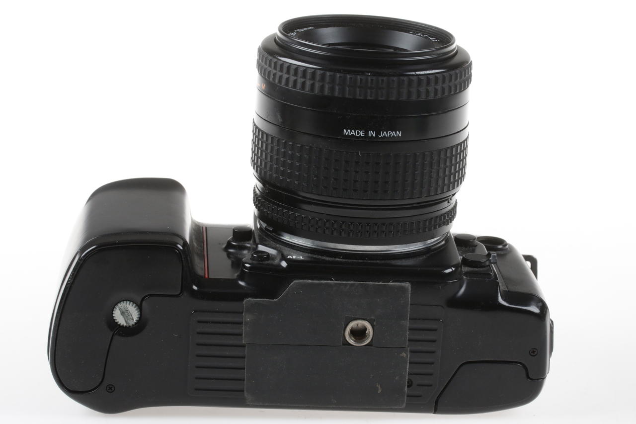 Nikon F-801s mit Nikkor AF 35-70mm f/3,5-4,5 - #3093424