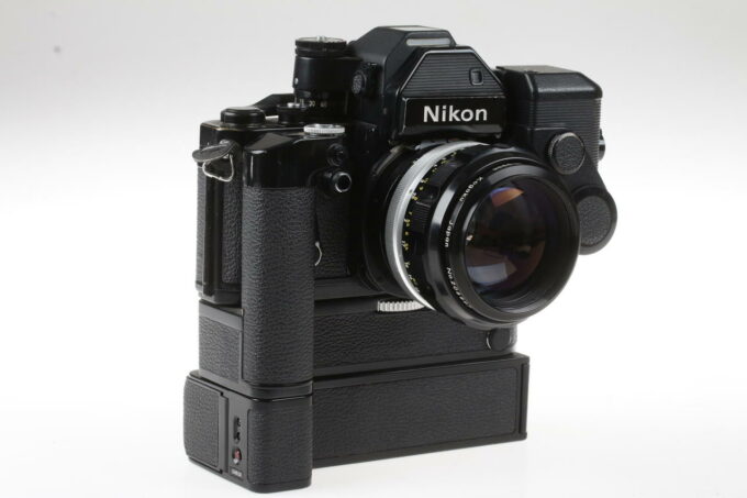 Nikon F2 Gehäuse mit DS-1, MD-3, MB-1 und Nikkor MF 85mm f/1,8 - #7782986