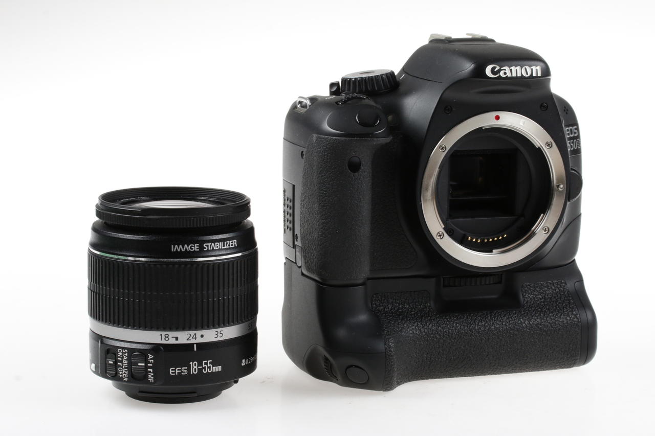 Canon EOS 550D mit EF-S 18-55mm f/3,5-5,6 IS - #0232124781