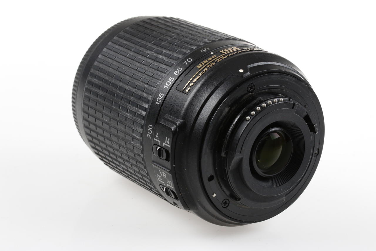 Nikon AF-S DX 55-200mm f/4,0-5,6 G ED VR - #352497 - Image 3