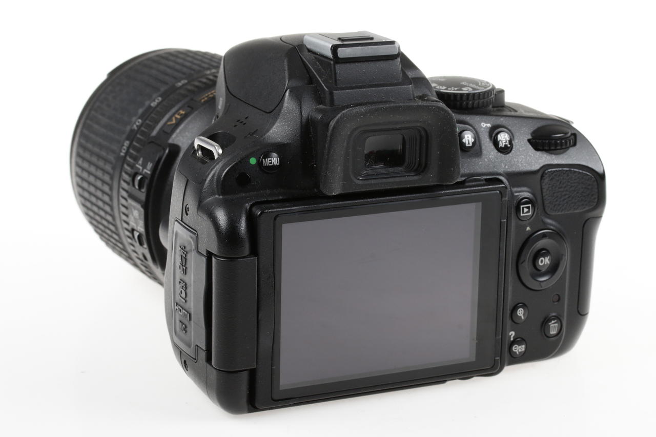 Nikon D5100 mit AF-S DX 18-105mm f/3,5-5,6 G ED VR - #6591503