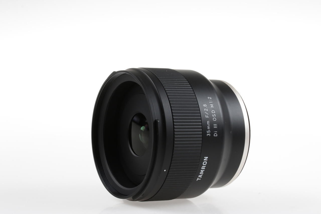 Tamron 35mm f/2,8 Di III OSD M 1:2 für Sony E-Mount