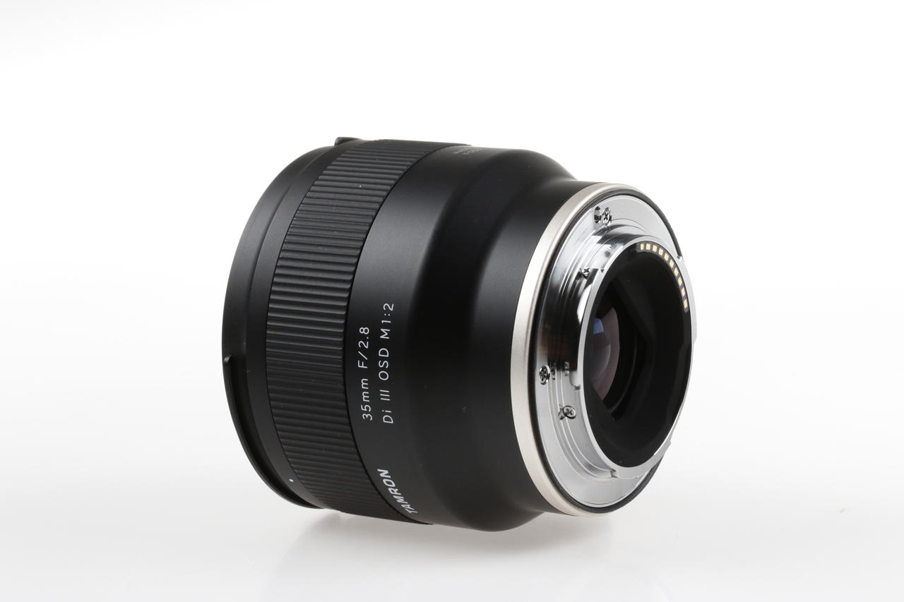 Tamron 35mm f/2,8 Di III OSD M 1:2 für Sony E-Mount