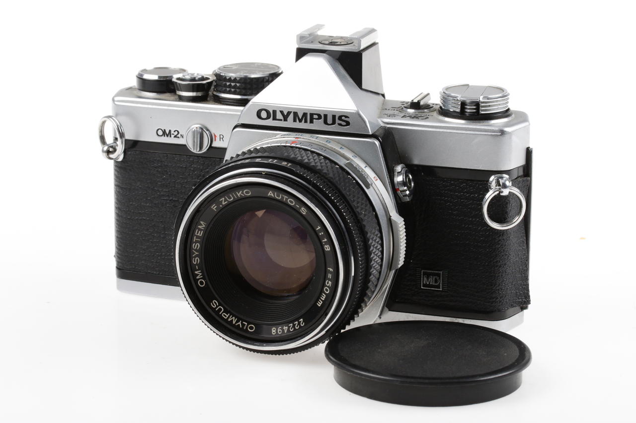 Olympus OM-2N mit F.Zuiko MC 50mm f/1,8 Auto S - Bastlergerät - #6654865