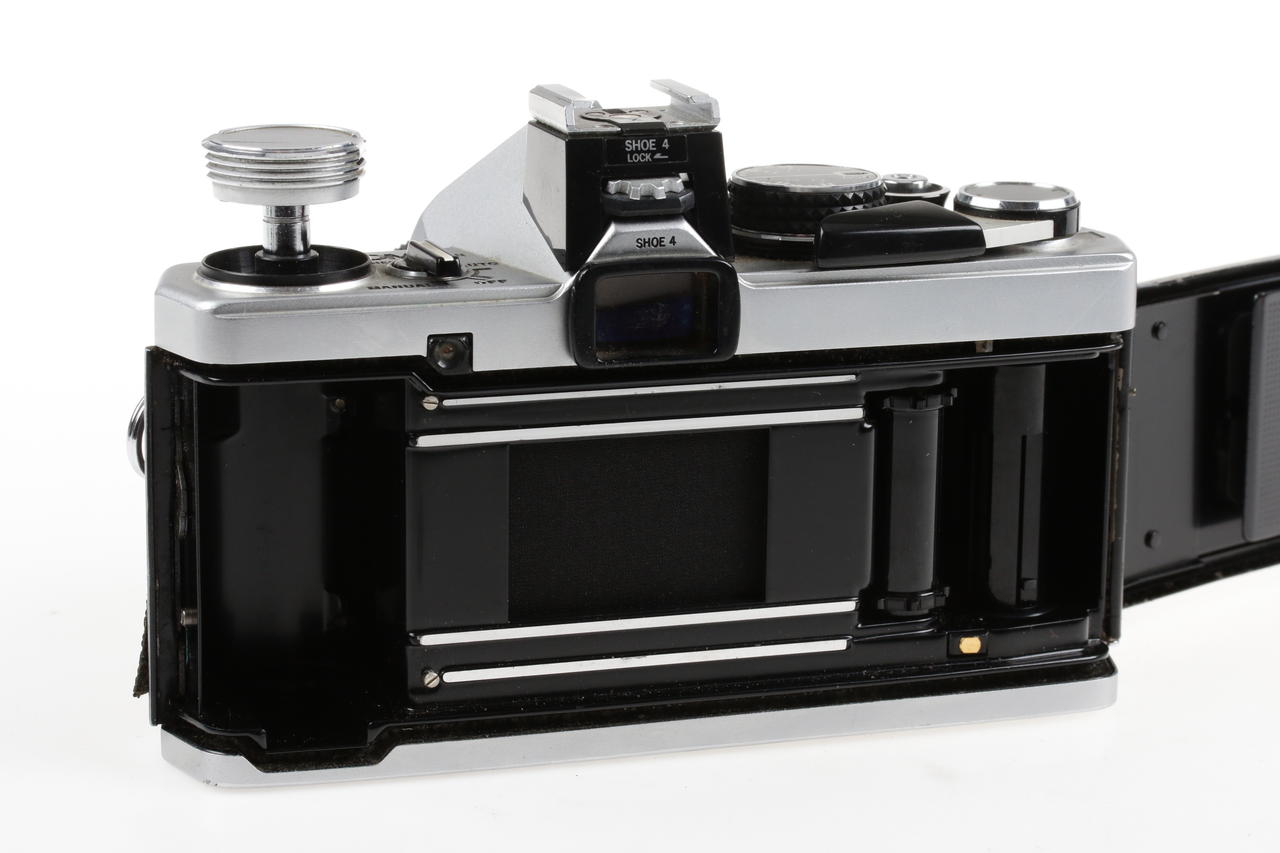 Olympus OM-2N mit F.Zuiko MC 50mm f/1,8 Auto S - Bastlergerät - #654865 - Image 5