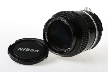 Nikon MF 105mm f/2,5 - #802330