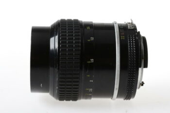 Nikon MF 105mm f/2,5 - #802330