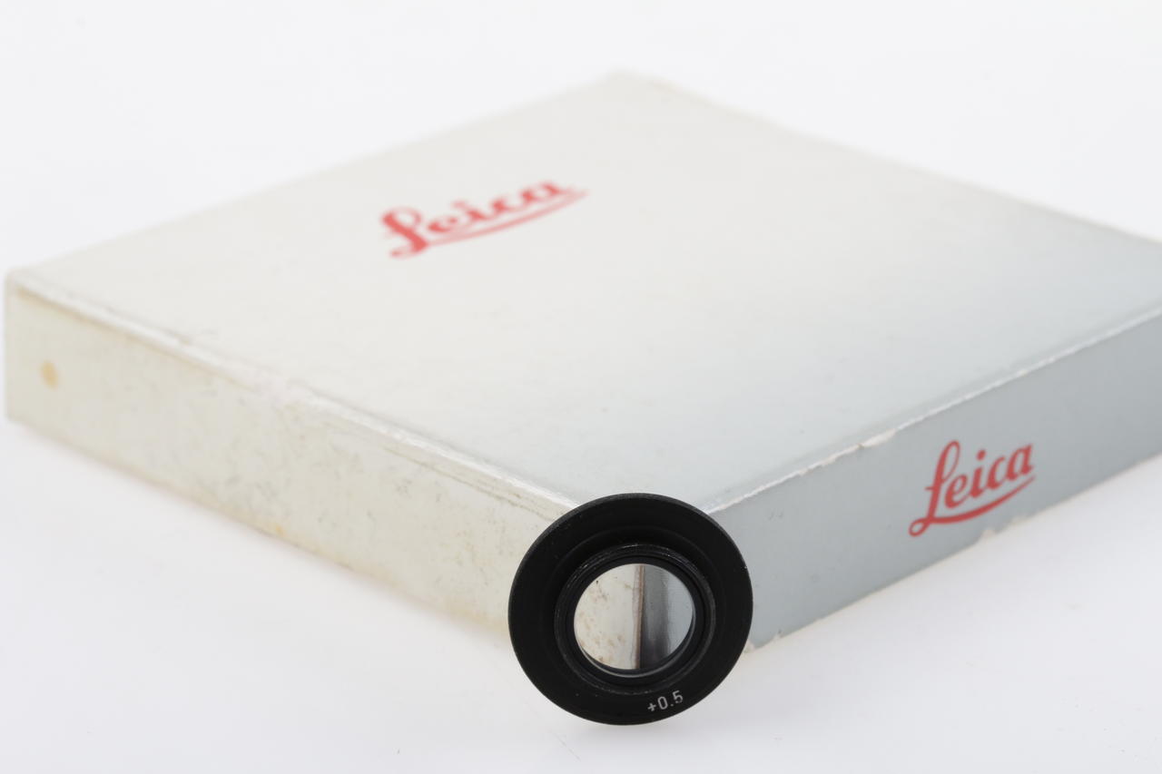 Leica Korrekturlinse +0,5 dpt. für Leica M / 14350