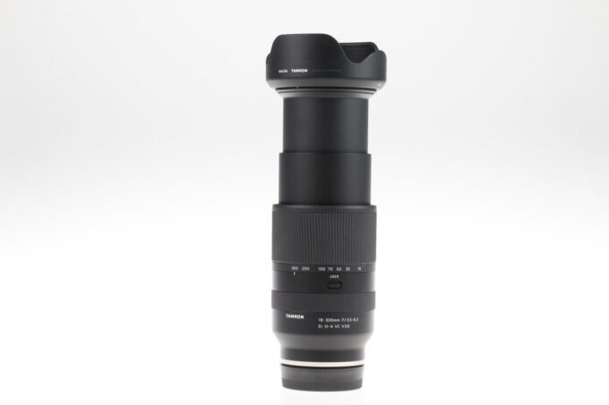 Tamron 18-300mm f/3,5-6,3 Di III-A VC VXD für Sony E-Mount