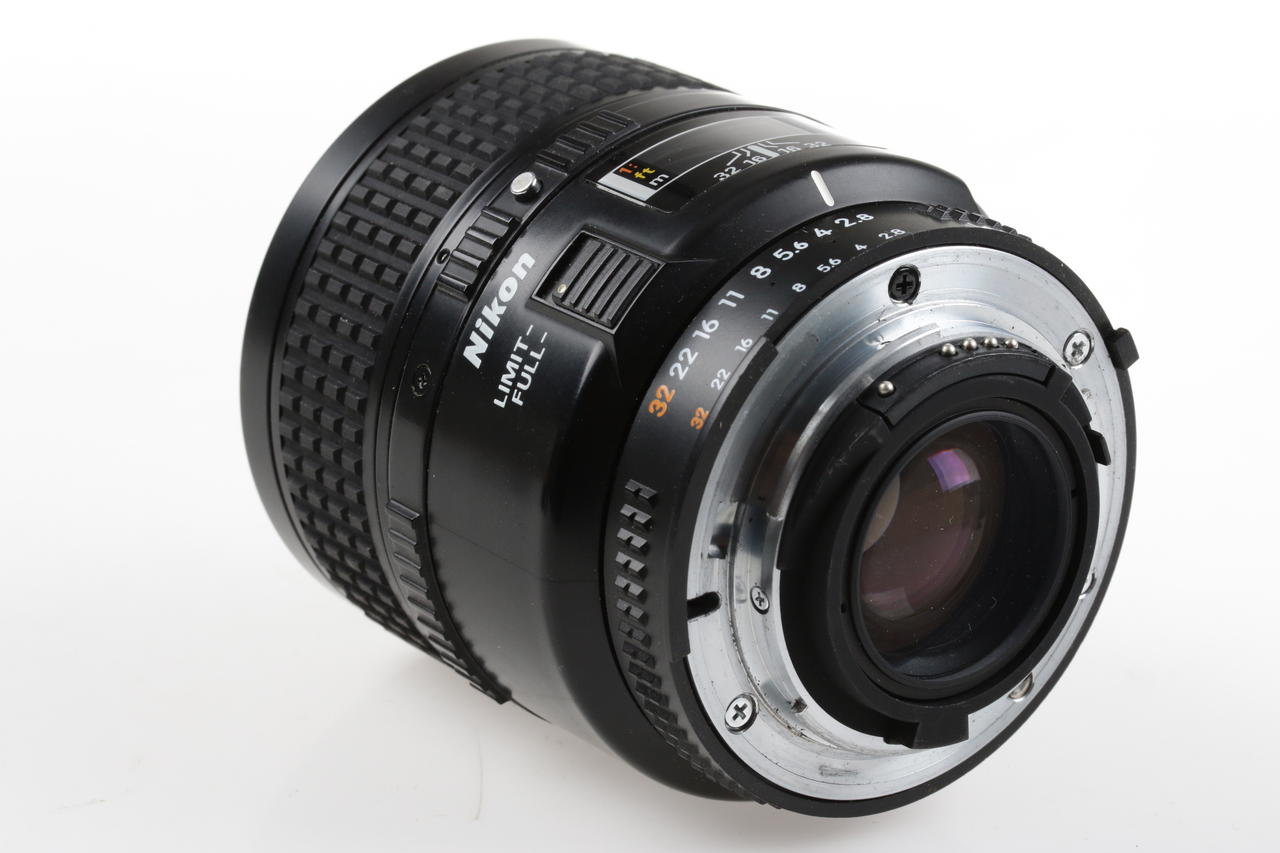 Nikon AF D Micro Nikkor 60mm f/2,8 - #3174032