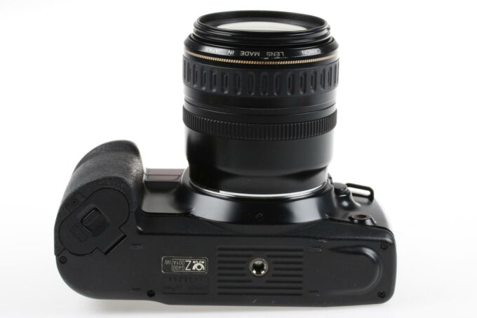 Canon EOS 10 mit EF 28-80mm f/3,5-5,6 USM - #1135294
