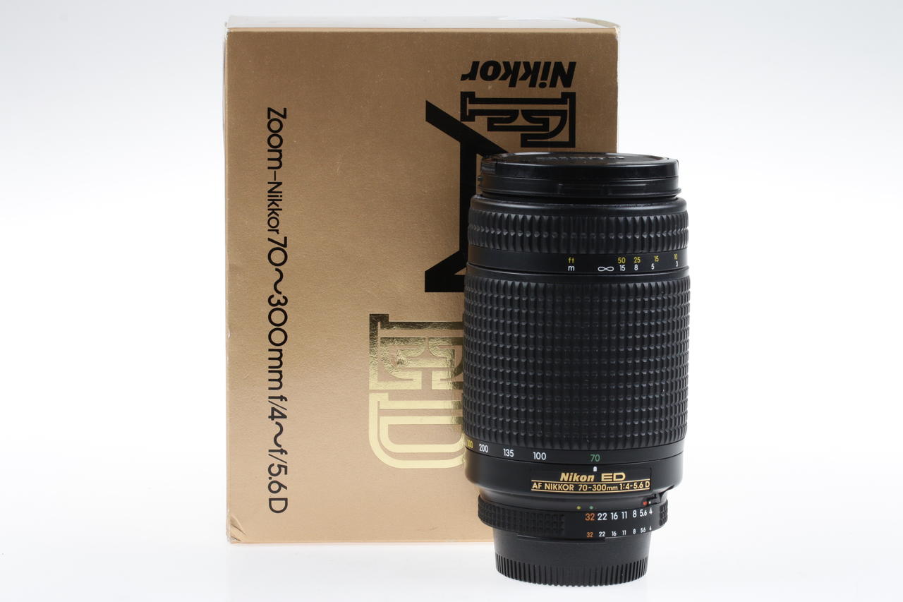 Nikon AF NIKKOR 70-300mm f/4,0-5,6 D ED - #305531