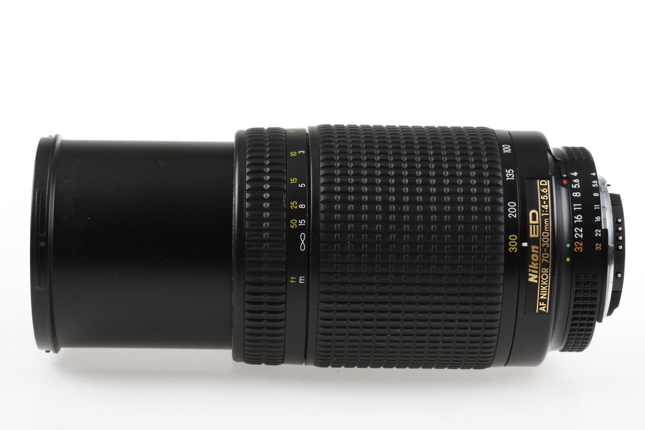 Nikon AF NIKKOR 70-300mm f/4,0-5,6 D ED - #305531 - Image 3