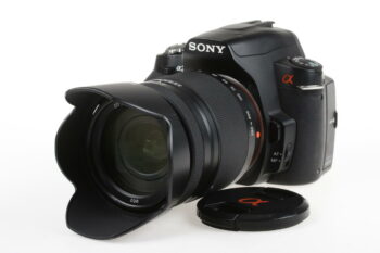 Sony Alpha 230 mit DT 18-250mm f/3,5-5,6 - #1985377