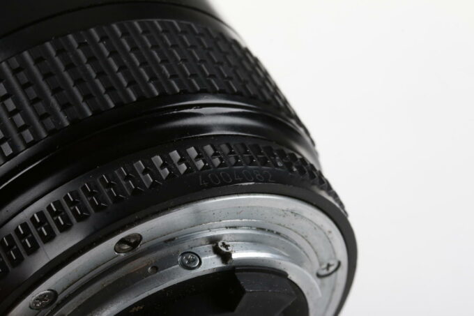 Nikon AF 35-70mm f/3,3-4,5 - #4004082 - Image 5