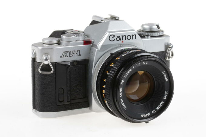 Canon AV-1 mit FD 50mm f/1,8 S.C. - #354574