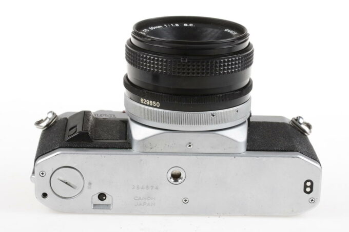 Canon AV-1 mit FD 50mm f/1,8 S.C. - #354574