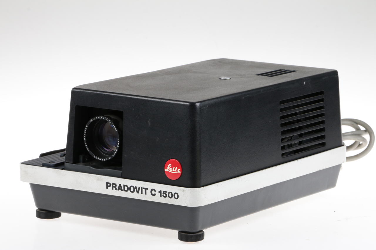 Leica Pradovit C 1500 Diaprojektor mit Colorplan 90mm f/2,5