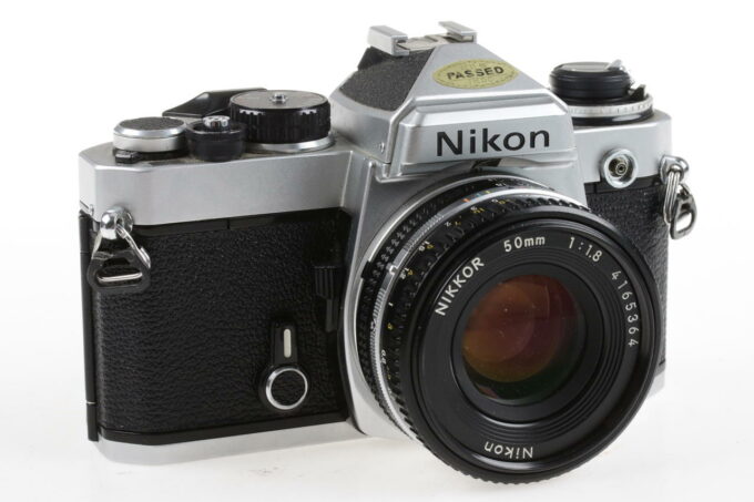 Nikon FE mit 50mm f/1,8 AIS - #3447123