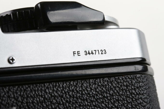 Nikon FE mit 50mm f/1,8 AIS - #3447123