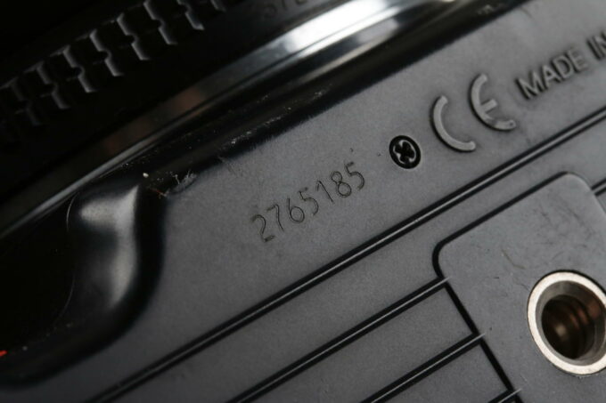 Nikon F70 Gehäuse mit AF 28-80mm 3,5-5,6 D - #2765185
