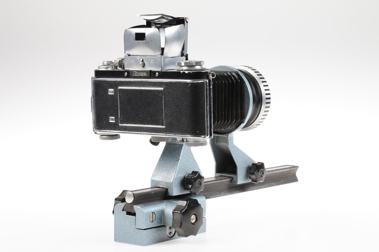 Ihagee Exakta Varex VX IIa Body mit Balgengerät und Pentacon Six Adapter - Image 3