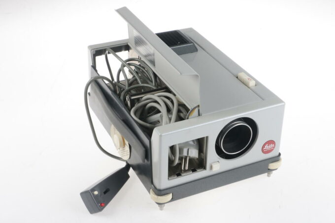 Leica Pradovit N Diaprojektor