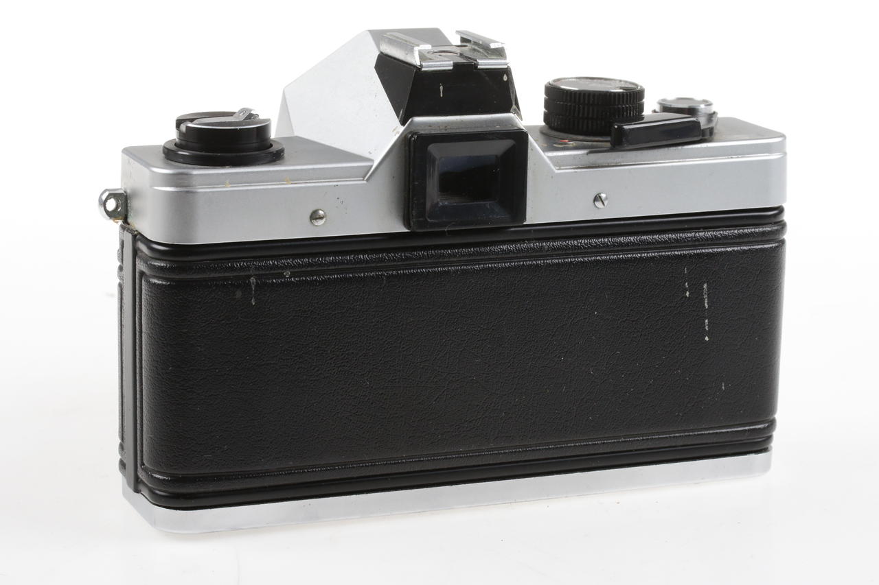 Praktica MTL 5B mit Mamiya Sekor 55mm f/1,4 - #019047