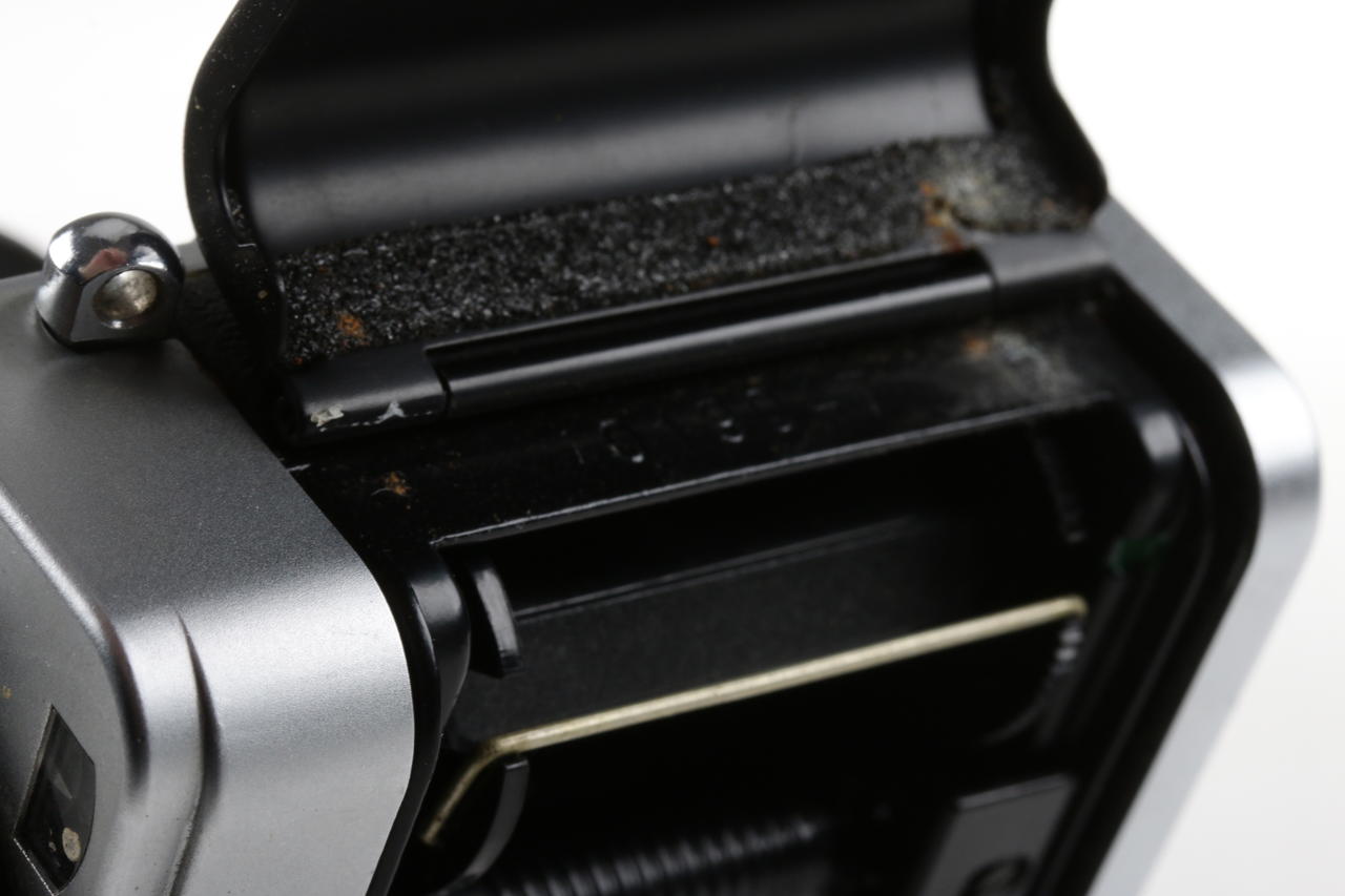 Praktica MTL 5B mit Mamiya Sekor 55mm f/1,4 - #019047