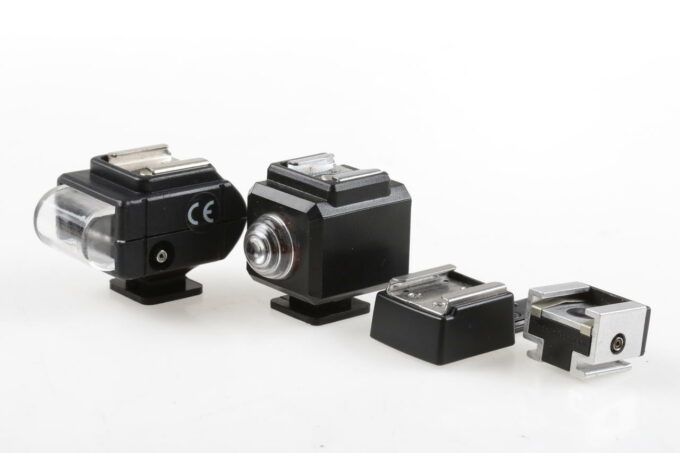 Blitzauslöser und Adapter