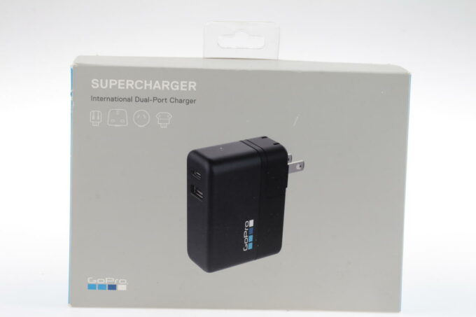 GoPro Supercharger - Internationales Dualladegerät