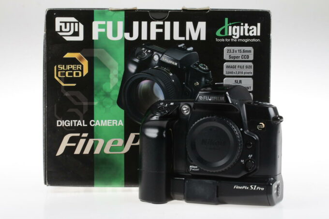 FUJIFILM FinePix S1 Pro - #1100174